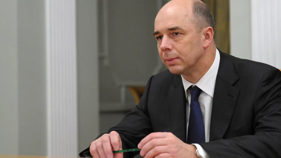 Глава Минфина заявил, что нейросети помогают оптимизировать распределение средств и выявлять неплательщиков, однако ключевые решения принимают специалисты. Применение ИИ происходит на фоне рекордного дефицита бюджетов.
