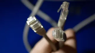 Крупные российские ИТ-компании призвали власти пересмотреть подход к блокировкам и ограничению VPN, указав на технические риски, ущерб для разработчиков и угрозу устойчивости Рунета.