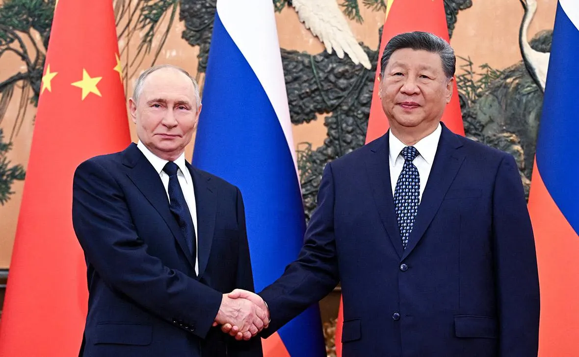 По сообщениям из Китая, визит президента России 20 мая пройдёт в рамках рутинных контактов между Москвой и Пекином; торжественных приёмов и парадов не ожидается.