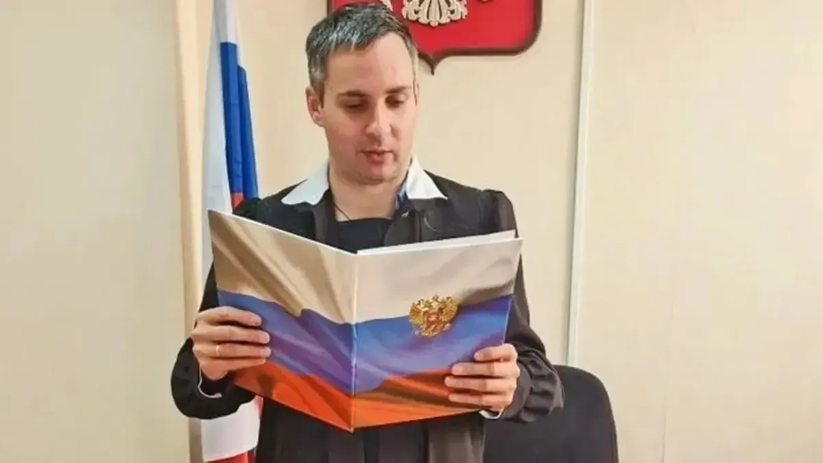 В нескольких регионах жители добились отмены спорных решений суда и властей: вернули доступ к стадиону в Иркутске, добились бесплатного проезда в Ленобласти и подтвердили непригодность сноса дома в Ивановской области.