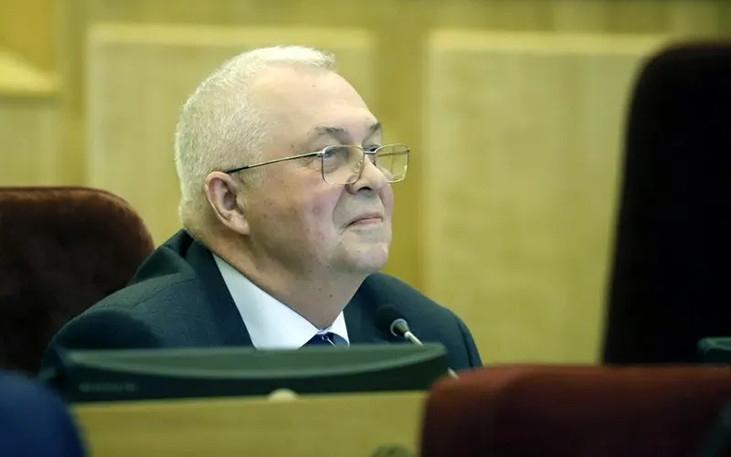Зампред регионального отделения РППСС Владимир Ворожцов подал в отставку — заявление рассмотрят на сессии 28 мая; его место, вероятно, займет представитель из партийного списка.