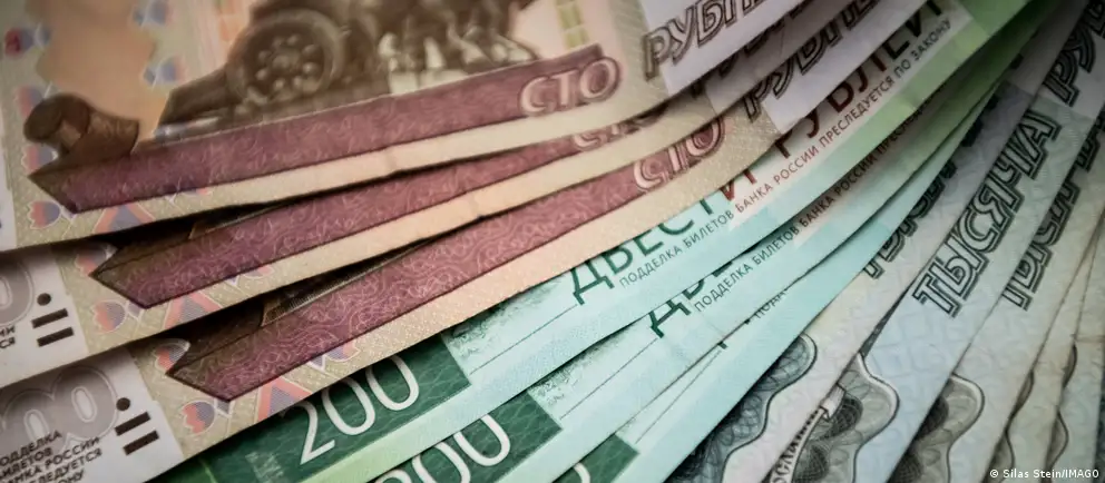 Правительство ожидает замедления экономического роста до 0,4% в 2026 году; восстановление начнётся с 2027 года, при этом инвестиции и реальный доход населения остаются сдерживающими факторами.