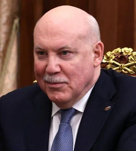 Дума Иркутска присвоила звание Почётного гражданина бывшему губернатору Дмитрию Мезенцеву — автору проекта 130-го квартала и ряда городских объектов.