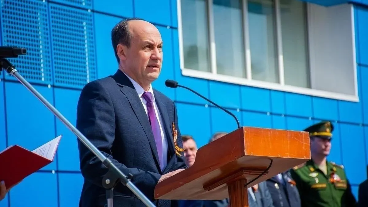 Совет директоров досрочно прекратил полномочия Александра Гаврилова, новым гендиректором стал Александр Дюкарев. По данным СМИ, Гаврилов находится в СИЗО по подозрению во взятке при исполнении оборонного заказа.