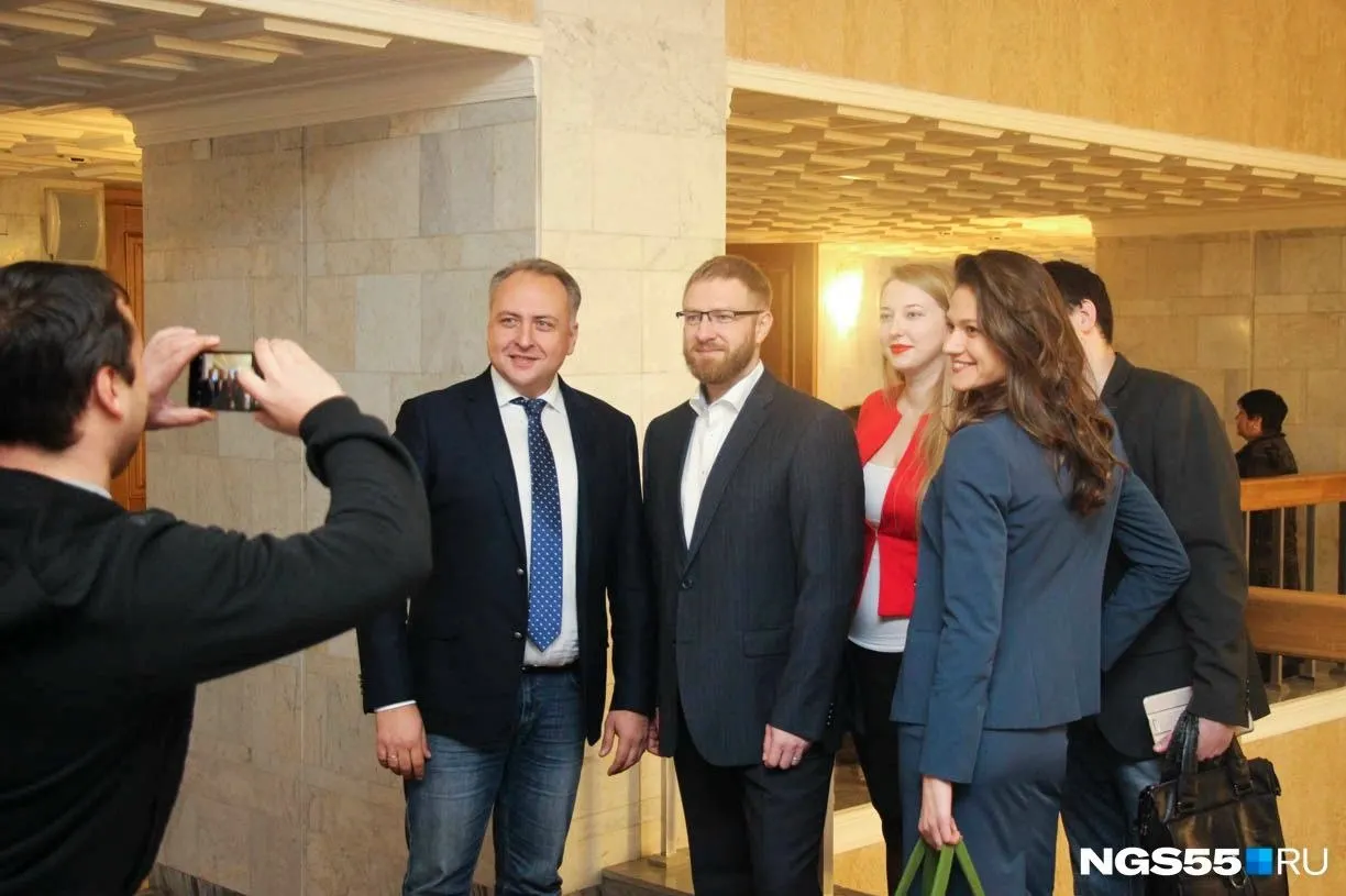 Петроградский районный суд приостановил уголовное дело о растрате в отношении Александра Малькевича; ему разрешили уехать на СВО, ранее ему инкриминировали растрату 37 млн рублей.