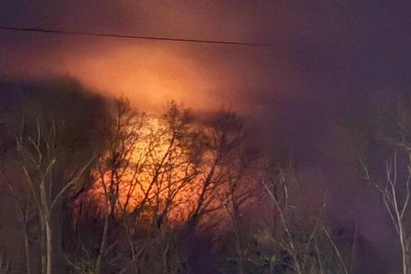 В Чебоксарах временно ограничили приём и выпуск воздушных судов. Минобороны сообщает об уничтожении 289 украинских беспилотников над территорией России; зафиксированы пожары и повреждения в ряде регионов.