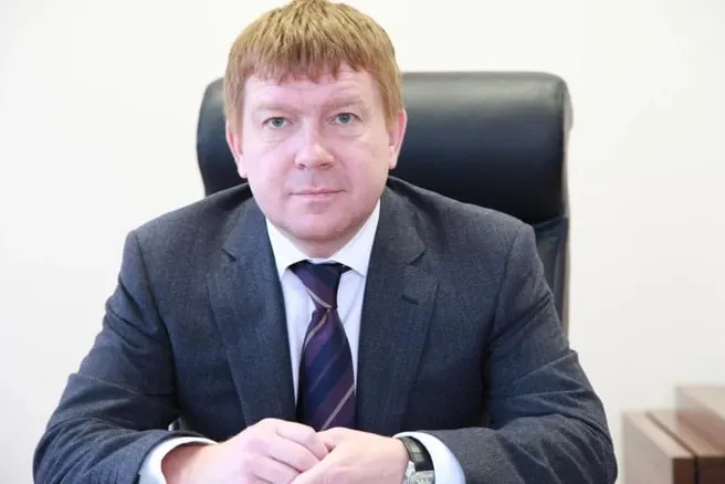 Два источника, близкие к следствию, сообщили о задержании Игоря Напалкова. Детали дела и его процессуальный статус пока не раскрываются.