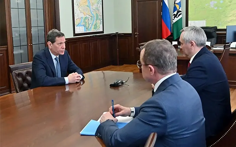 Первый вице-спикер Госдумы Александр Жуков назвал повышение налогов чрезмерным и вредящим бизнесу, хотя осенью 2025 года поддержал повышение НДС.