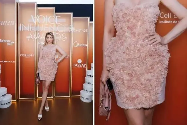 Мария Качанова (MASHA) посетила VOICE Influencer Awards 2026 в Москве в пудровом платье-корсете из новой коллекции омской дизайнерки Галины Подзолко. По данным производителя, наряд оценивается в $8 125 (≈650 тыс. рублей).