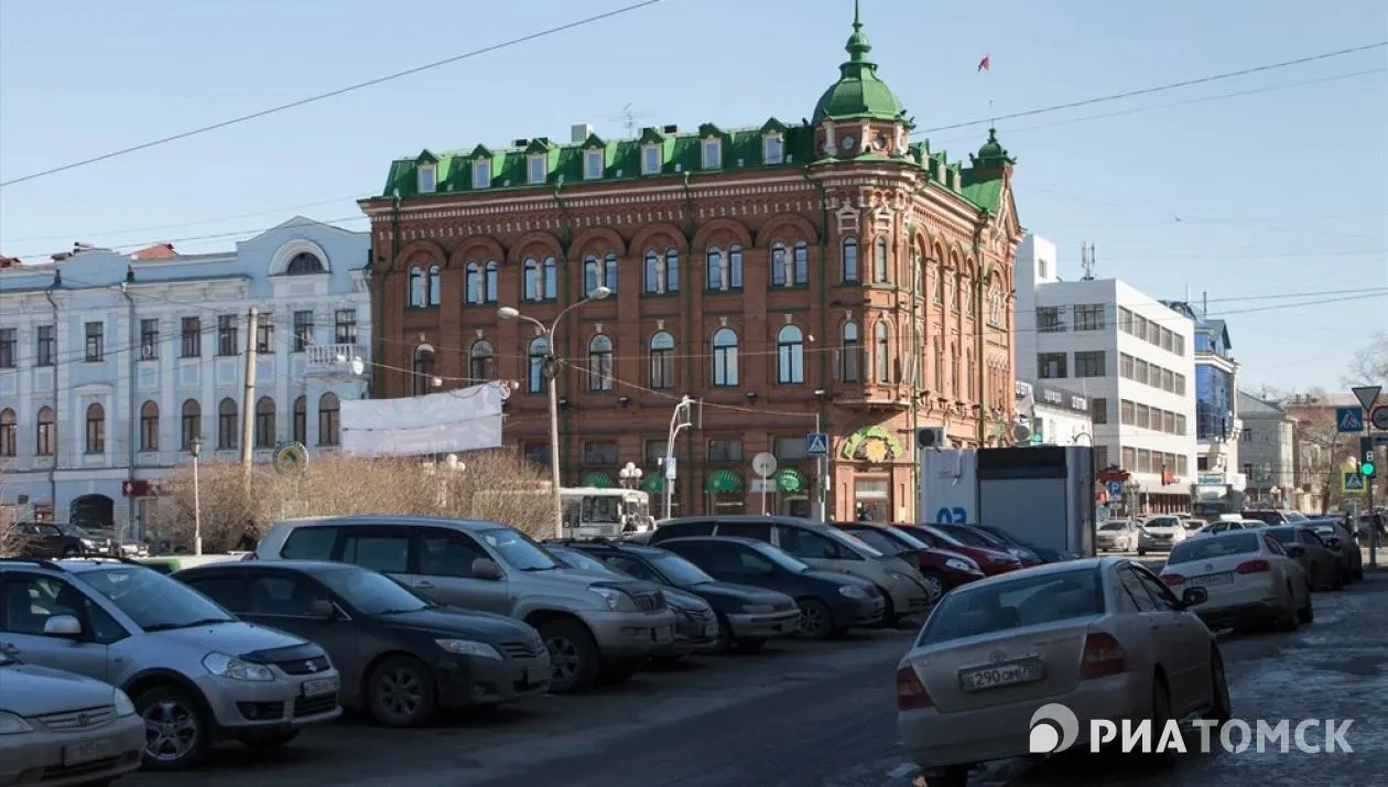 Власти Томска рассматривают несколько площадок для пешеходной улицы — варианты включают пересечение Усова и Белинского или маршрут от думы через проспект Ленина к Томскому ТЮЗу. Проект хотят реализовать до конца текущего срока мэра.