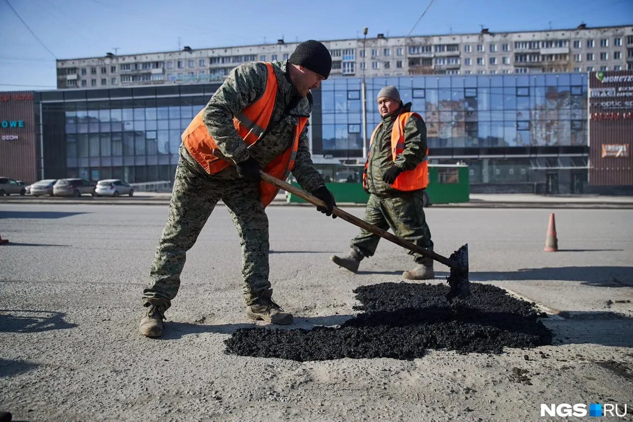 В 2026 году в Кемерове выделят свыше 200 млн рублей на ремонт дорог. Перечень участков составят по числу жалоб жителей, средства останутся в городском обороте.