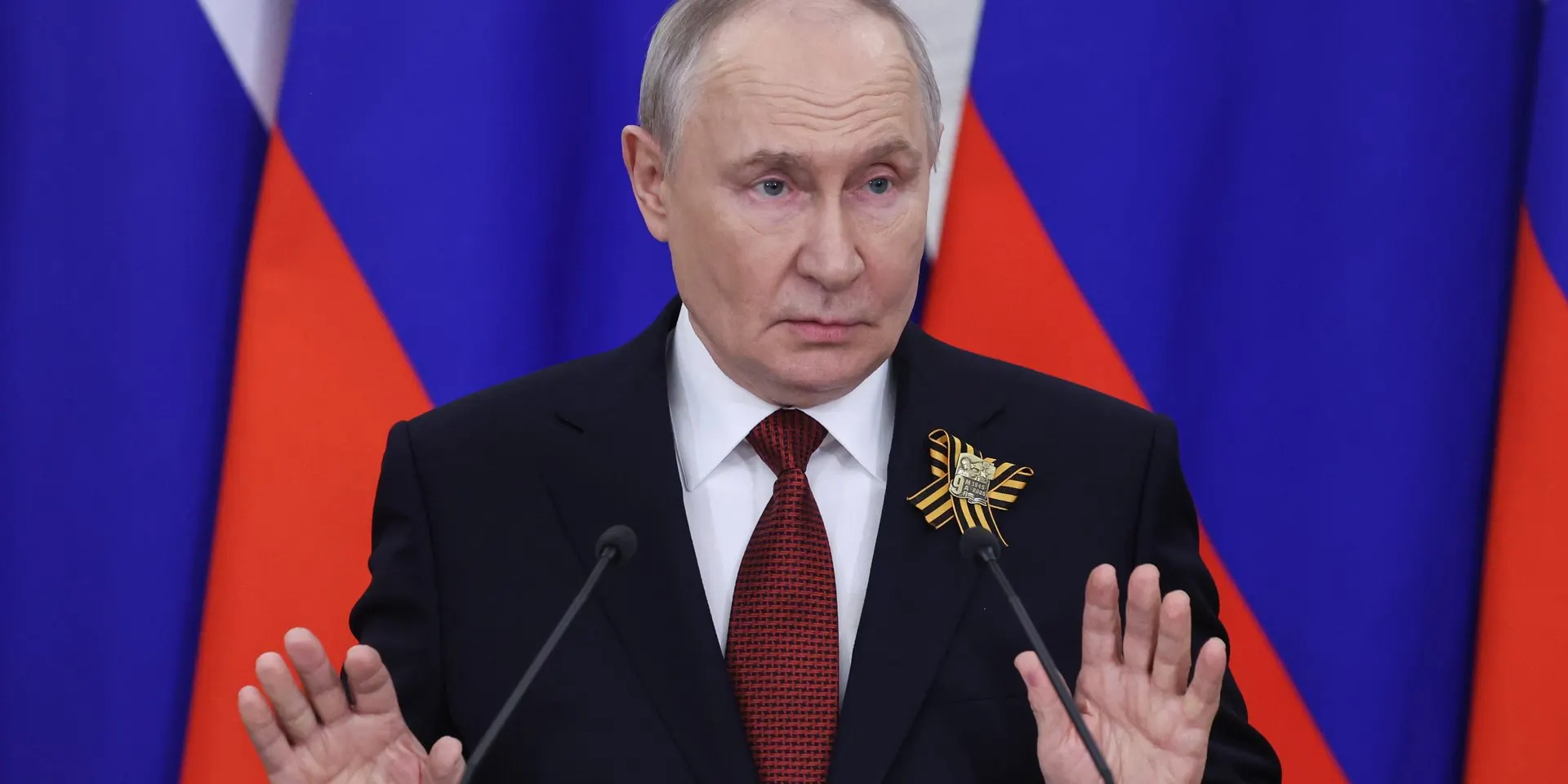 Минфин и Центробанк предупредили, что бюджет не выдержит текущего уровня расходов на войну; президент поручил найти источники экономии в невоенных статьях бюджета.