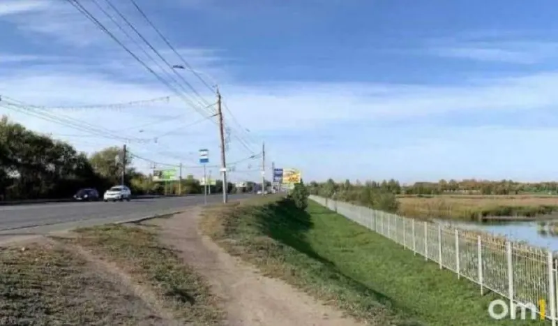 Городской совет переименовал участок дороги между Ленинградским мостом и развязкой на улицах Суворова и Енисейской в «проспект имени 80‑летия Победы».