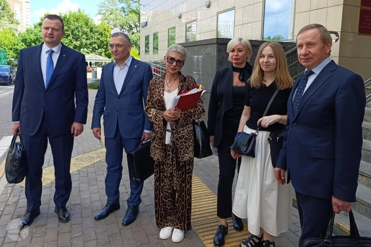 Апелляция оставила в силе решение о лишении статуса Алексея Басистова, Дмитрия Проводина и Юлия Тая. Защита утверждает, что Минюст превысил полномочия и такие вопросы должна решать только Адвокатская палата.