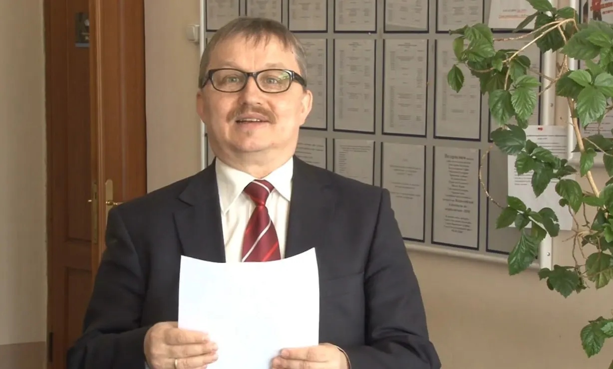 Ершову было 66 лет. Он стал одним из инициаторов создания кафедры телерадиожурналистики и факультета журналистики в Томском государственном университете и руководил факультетом с 2004 по 2017 год.