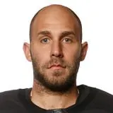 Канадский форвард Джошуа Ливо заключил однолетнее соглашение с омским клубом. Часть его вознаграждения оформлена как рекламный контракт — переход был согласован со спонсором.