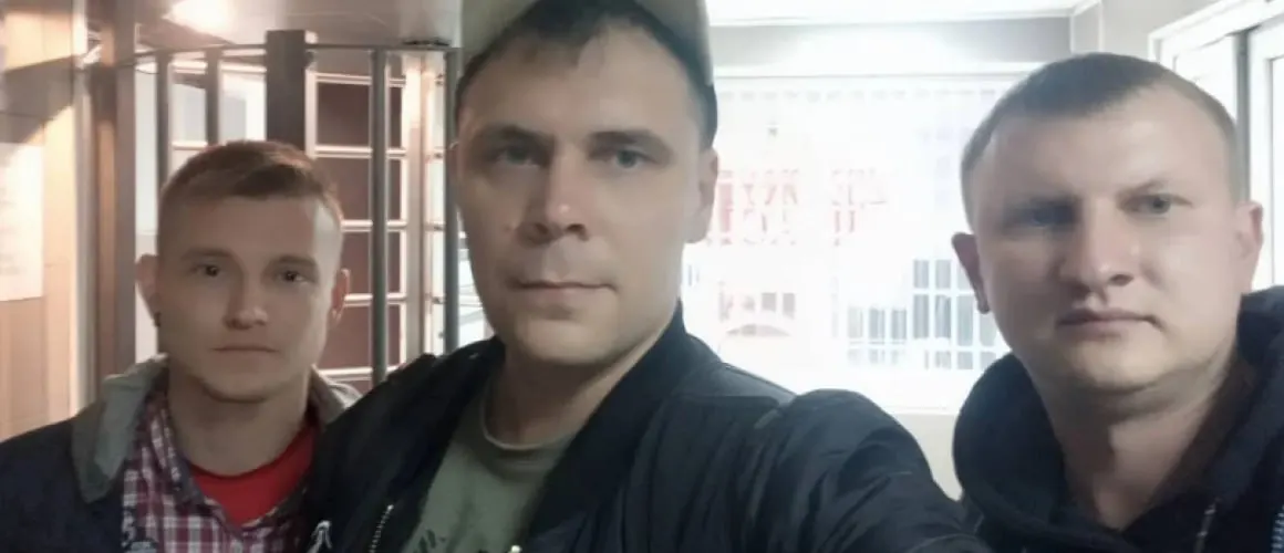 Адвокаты сообщили о выходе Сергея Каменского на свободу. Ранее по делу кемеровских блогеров в августе 2024 года были вынесены громкие приговоры по обвинениям, связанным с публикацией видео о незаконных парковках.