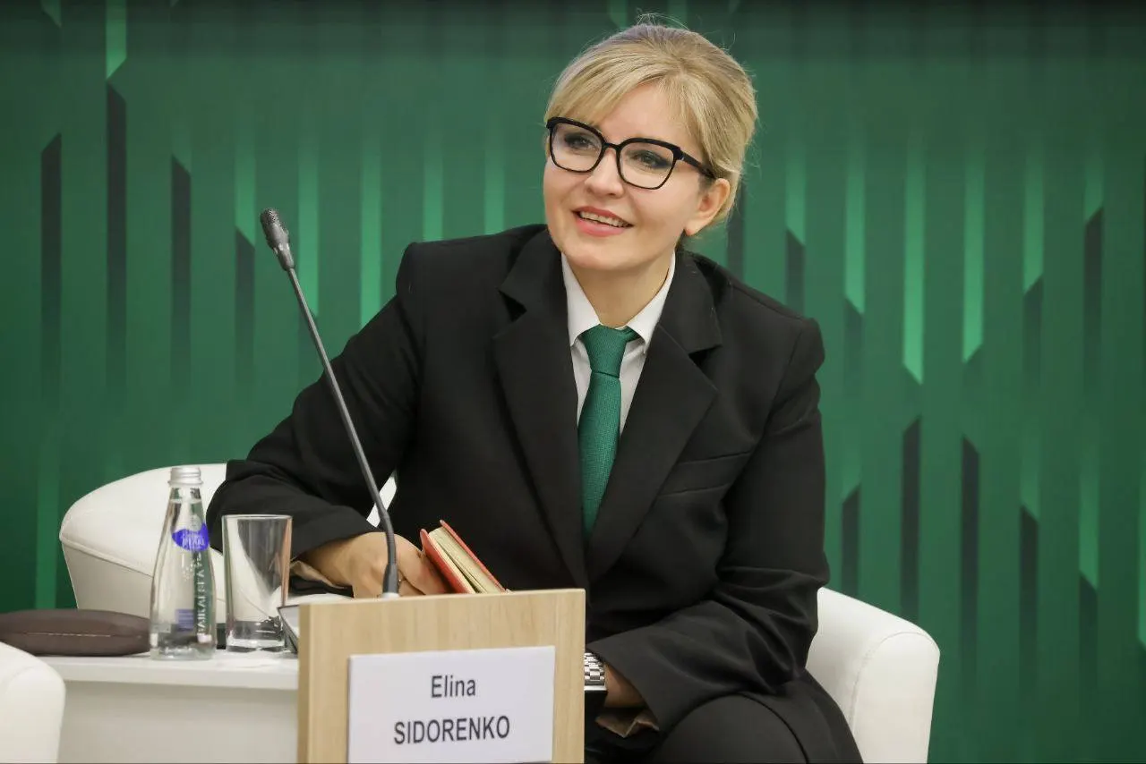 Элина Сидоренко, член СПЧ и руководитель АНО «Белый интернет», возглавит список ЛДПР по Новосибирской области и Алтаю. На второй позиции — бывшая вице-мэр Новосибирска Анна Терешкова, которая заявила, что останется работать в регионе.