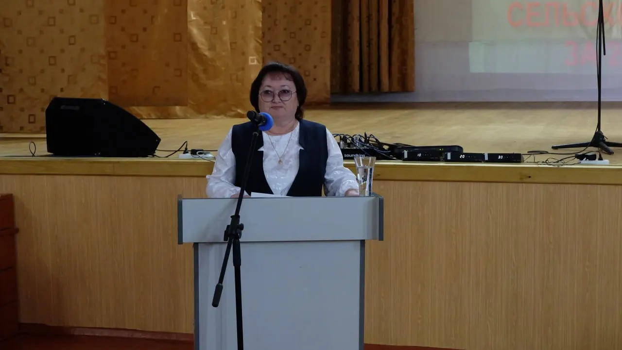 Жители Козихи требовали отставки главы сельсовета после изъятия скота; губернатор назначил исполняющего обязанности.