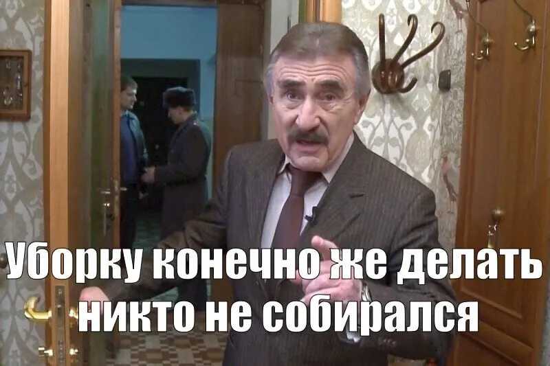 До праздника осталось десять дней: коммунальщики должны привести в порядок все остановочные павильоны — там, где мыли весной, снова появилась пыль и грязь.