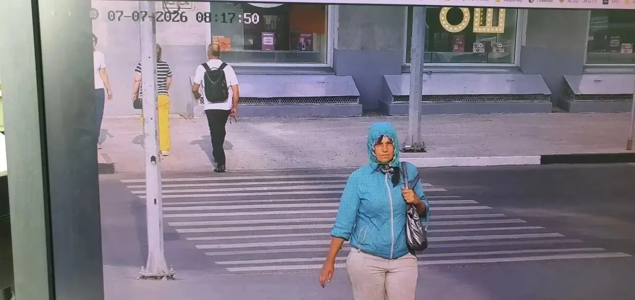 СК обнародовал записи с камер наблюдения, на которых зафиксирована женщина, пропавшая в новосибирском метро Новосибирска.