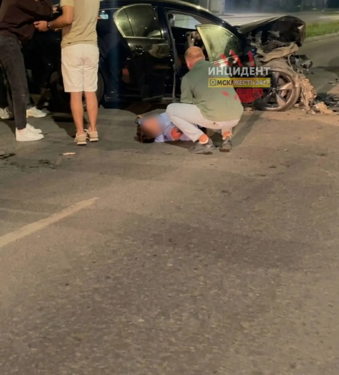 На улице Конева столкнулись «Тойота» и «Лексус». Водителей 19 и 31 года доставили в больницу с предварительными ушибами.
