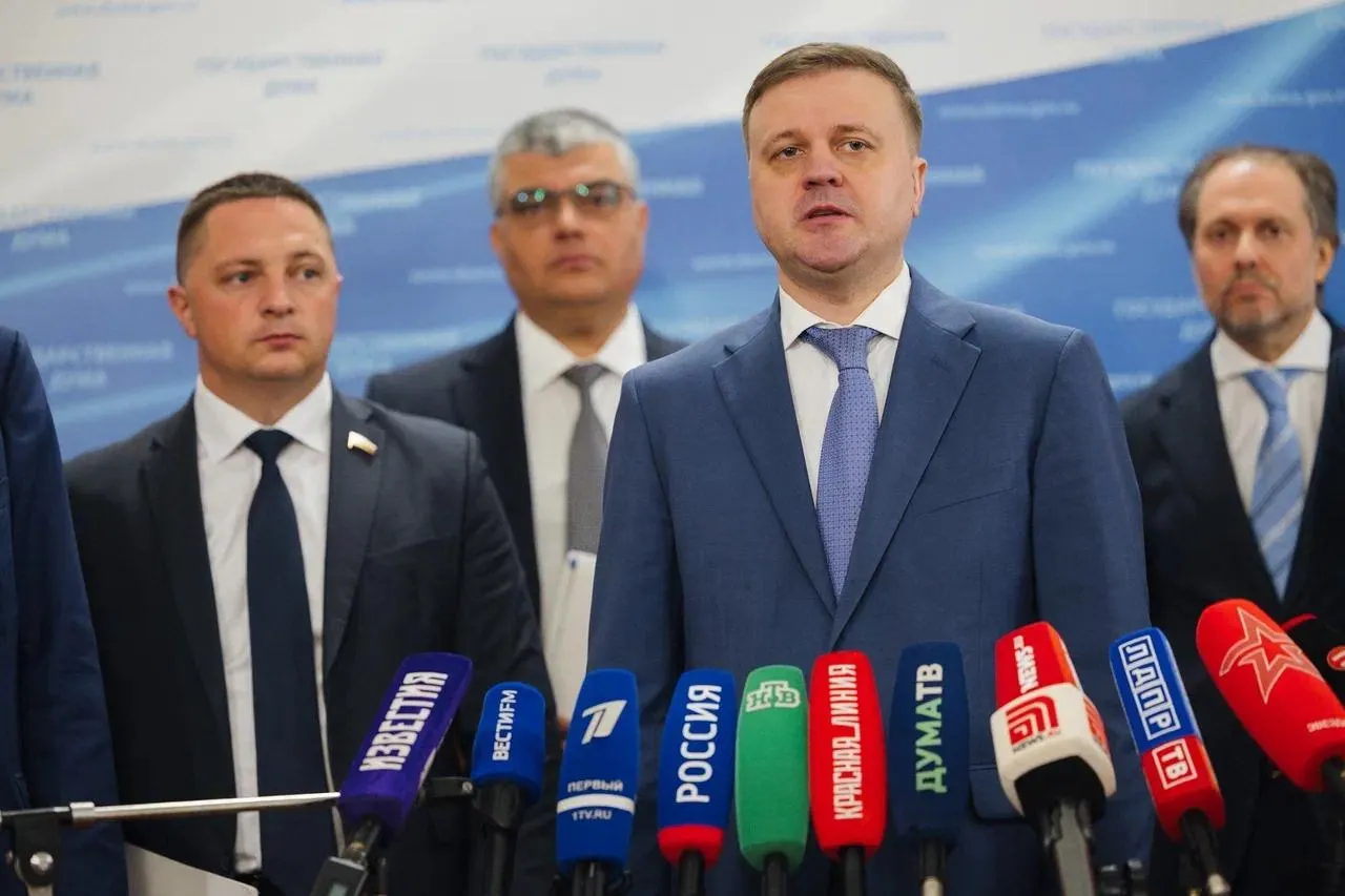 Экс-глава Центрального аппарата ЛДПР решил не выдвигаться как самовыдвиженец; партия выдвинула на округе Леонида Терехова. Отказ связан с перенарезкой округов и изменением политической позиции Диденко в партии.