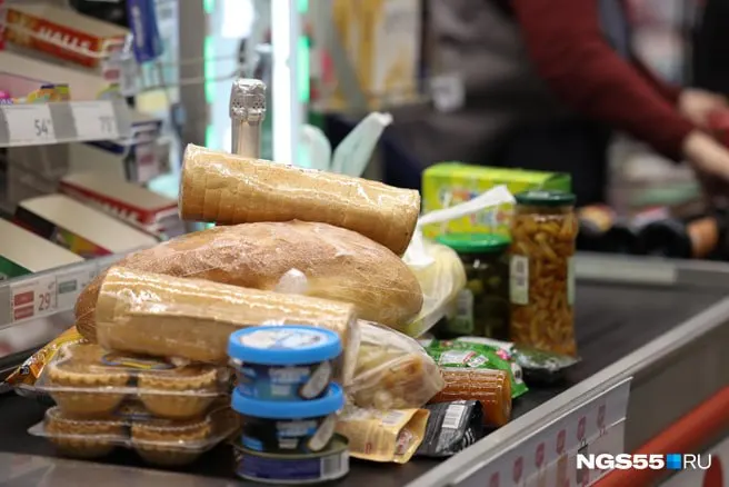 За январь—май оборот розничной торговли в регионе вырос на 9,5%, в пересчёте на одного жителя достиг 151,2 тыс. руб.; область заняла 9-е место в рейтинге регионов.