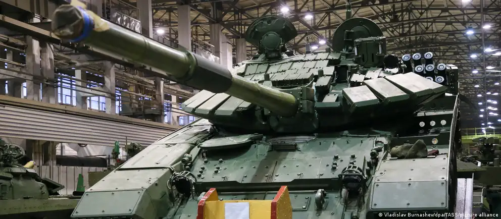 Разведслужбы предупреждают о «взрывоопасной ситуации» в банковском секторе РФ: давление на банки, рост проблемных кредитов и возможный новый пакет европейских санкций могут спровоцировать банковский кризис.