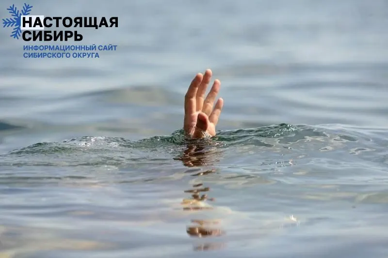 С начала года в Алтайском крае утонули 38 человек, включая 11 детей. Власти увеличили число официальных зон для купания до 48 и открыли три новые площадки с расчисткой дна и дежурством спасателей.