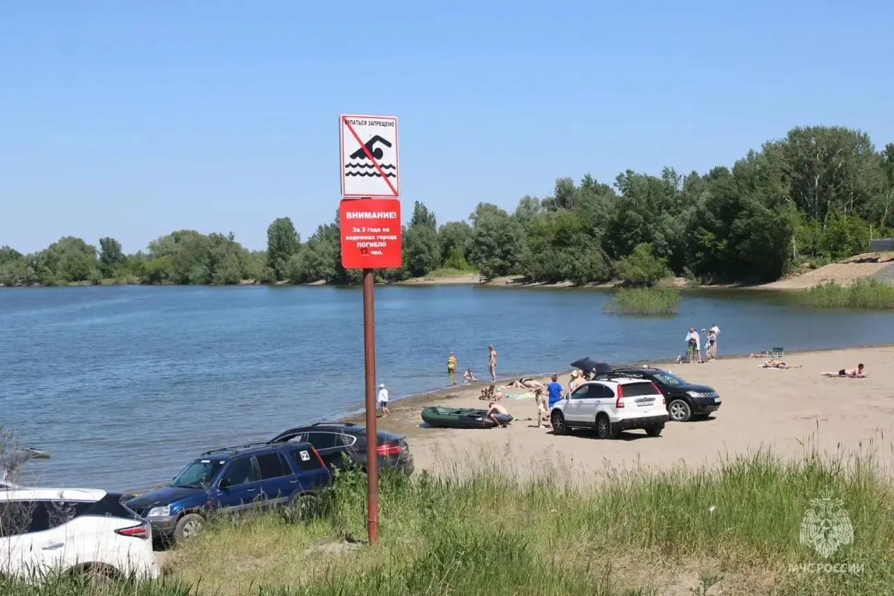 С начала 2026 года в водоемах Алтайского края утонуло 31 человек, в том числе 11 детей. Спасатели усилили профилактику: рейды, беспилотники и мобильные посты.