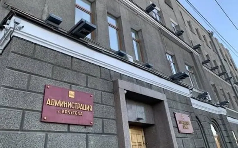 Мэрия заявила, что предприятие сохраняет устойчивость и продолжает обеспечивать питание в школах, хотя в 2025 году компания зафиксировала убыток свыше 129 млн рублей и отрицательные чистые активы.