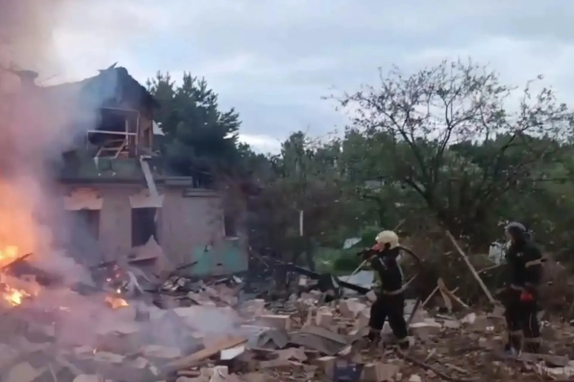 В среднем 61–62 человека в день — число погибших и пострадавших при недавних атаках по данным МИД.