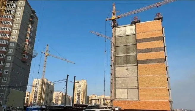 Куйбышевский районный суд по ходатайству следствия отправил под стражу руководителя «ДорСтрой» после того, как выяснилось, что он без разрешения следователя выехал в Армению.