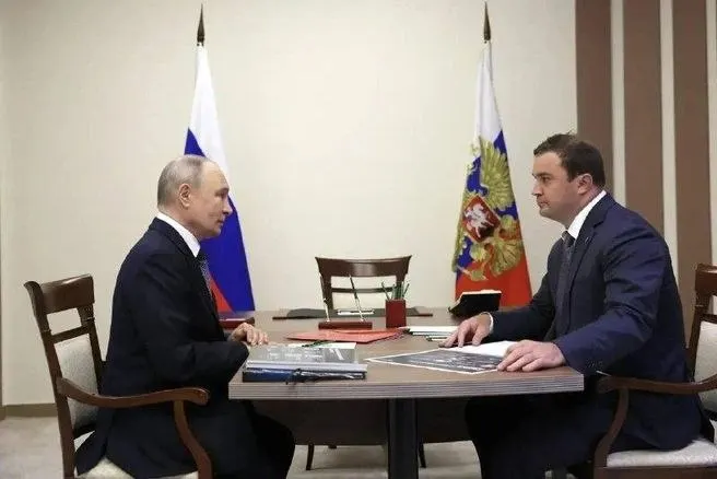 Губернатор Омской области обратился к президенту с просьбой завершить недостроенный метрополитен и переоснастить его под метротрамвай; объект готов примерно на 35%.