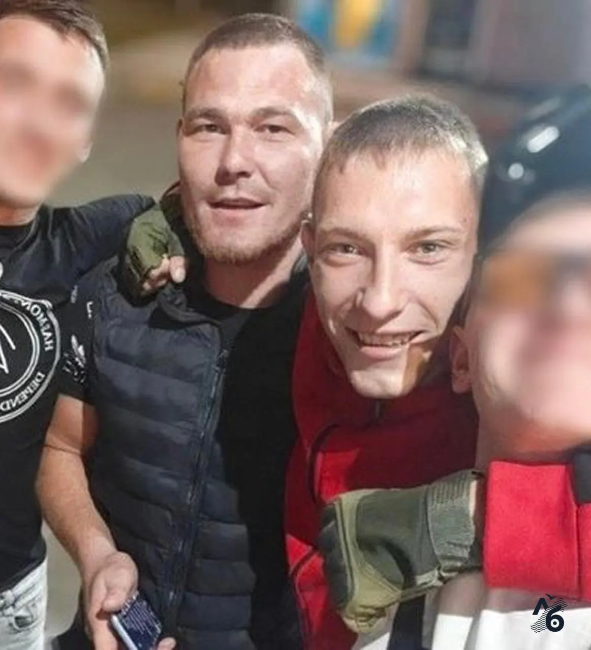 Суд признал трех фигурантов виновными в госизмене и причастности к теракту: 25‑летнему назначили 23 года, 26‑летнему — 21 год 3 месяца, третьему — воспитательная колония около 6–6,5 лет; родственники заявляют о давлении и ставят под сомнение доказательства.