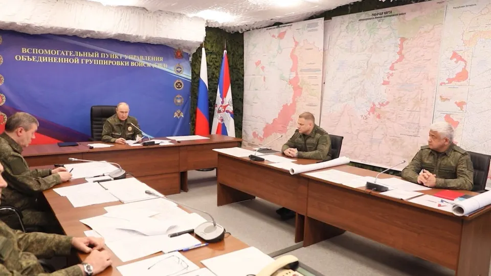 На совещании с военными президент поручил оценить вовлечённость союзников Украины в боевые действия и объявил о продолжении массированных ударов по объектам украинской инфраструктуры.