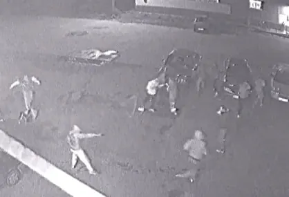 В Алтайском крае трое жителей Новосибирской области признаны виновными в вооружённом хулиганстве после нападения на село Боровиха: пострадали шесть человек, в том числе несовершеннолетний.