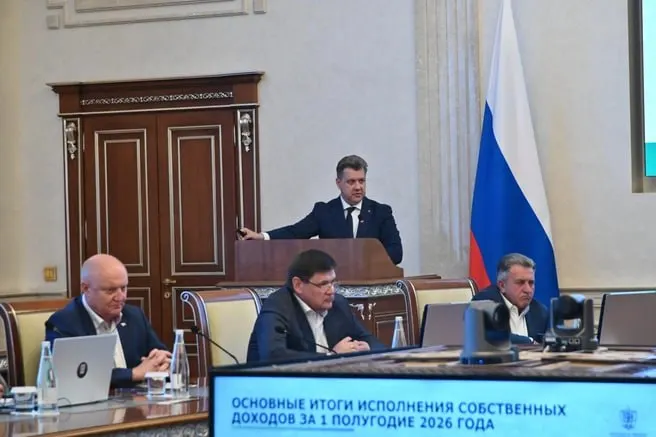 Правительство региона утвердило бюджет на первую половину 2026 года, подтвердив полное финансирование социальных обязательств, нацпроектов и поддержки участников СВО.