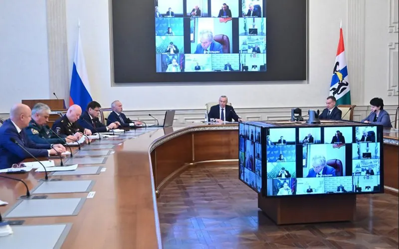 В регионе продолжаются перебои с обеспечением бензином; ежедневные поставки увеличились на 300 тонн, при этом обеспечены критически важные службы и транспорт.