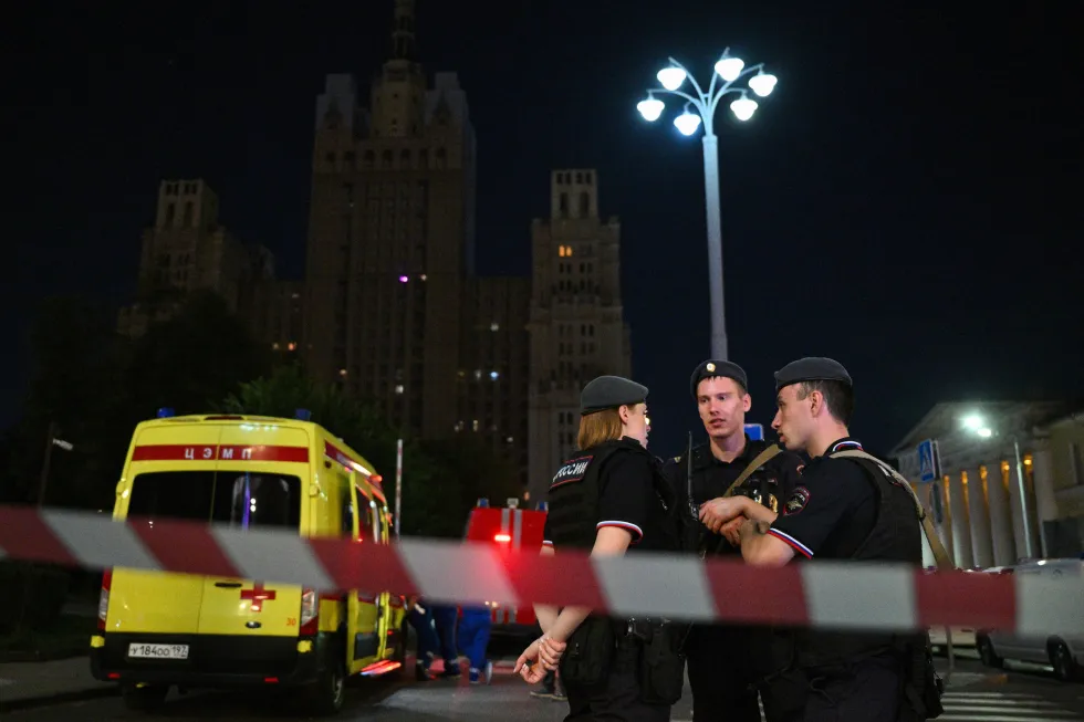 В московском ресторане Balzi Rossi произошел взрыв. Есть погибшие и пострадавшие; расследование продолжается.