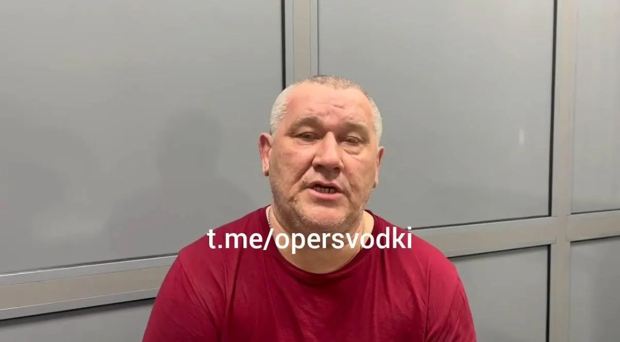 Житель Улан-Удэ получил 340 часов обязательных работ за выкрик Слава Украине и демонстративный жест у памятника защитников Отечества.