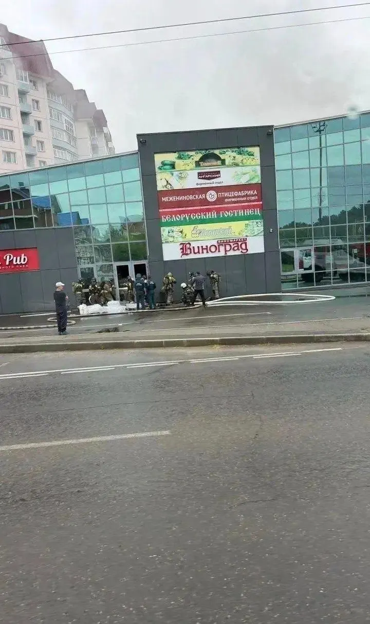 В Иркутской области за год в Ангарске произошло несколько крупных пожаров в торговых центрах и рынках. Пострадавших нет, ущерб значителен; устанавливаются причины.