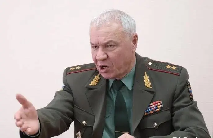 Депутат по обороне заявил, что гражданам, покидающим Россию на фоне слухов о призыве, не нужна Родина. По его словам, новой мобилизации не планируется, а миграционные потоки растут: за неделю через границу с Грузией пересекли примерно 113 тысяч человек, в отдельные дни суточный поток превышал 20 тысяч.