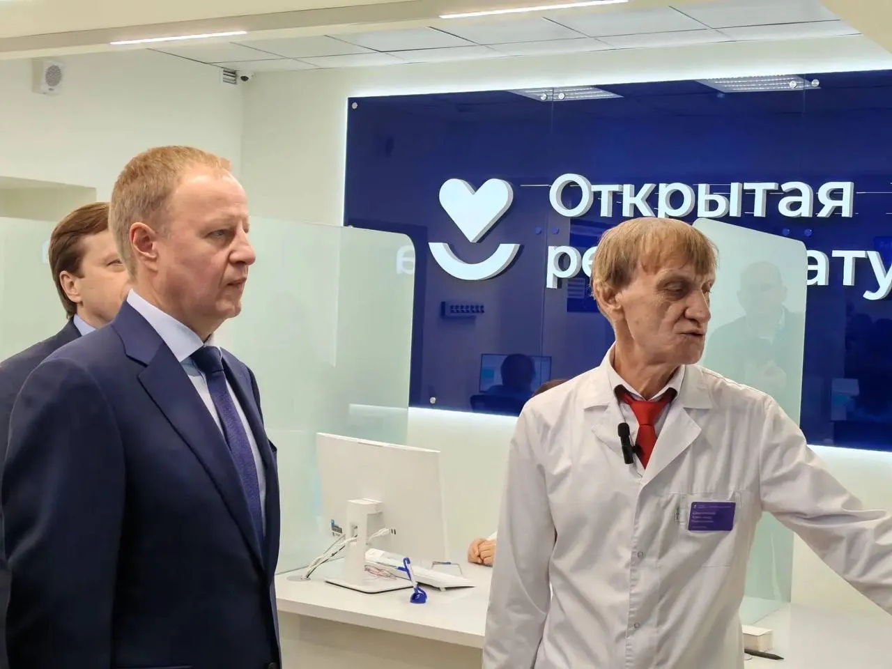 Капитальный ремонт поликлиники №3 в Барнауле завершён: обновлённое отделение оснащено современным оборудованием и кабинетом цифровой флюорографии; доступность медицинской помощи в микрорайоне Осипенко повысилась.