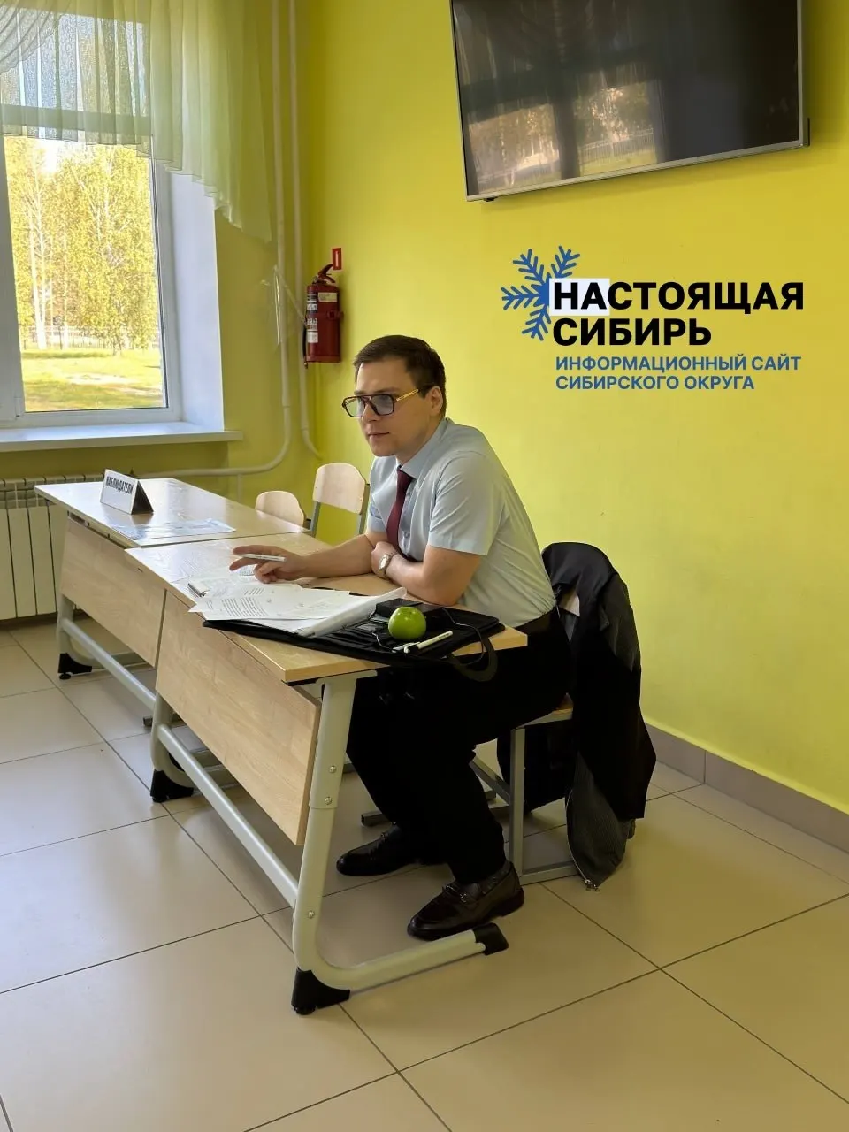 Наблюдатель сообщил о порванных пломбах на сейфе с бюллетенями и попытке сфотографировать урны; полиция была вызвана, однако оснований для протокола не нашли, и итог голосования утвердили.