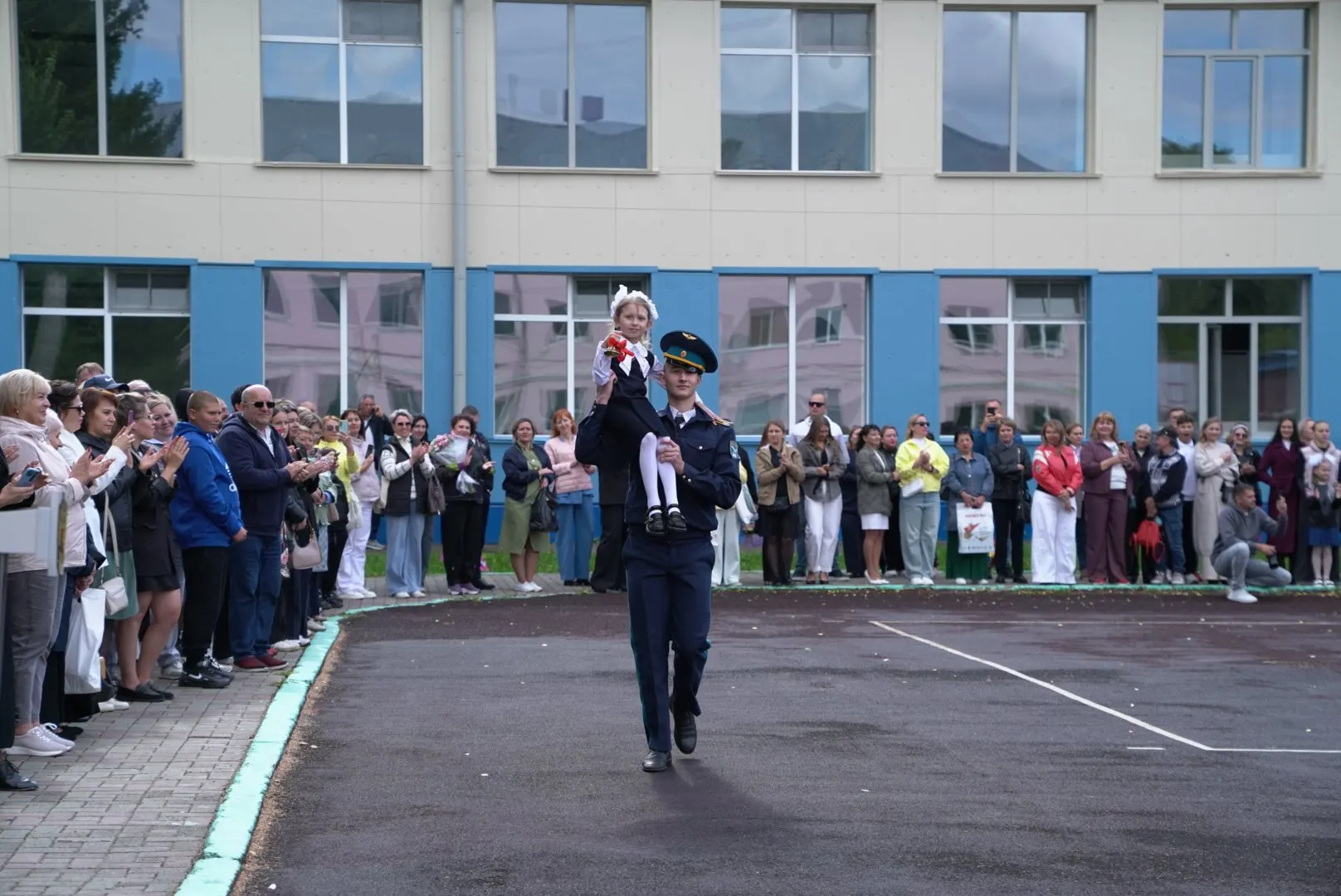 За годы существования школа выпустила более трёх тысяч воспитанников; около 70% выпускников поступают в вузы Минобороны России.