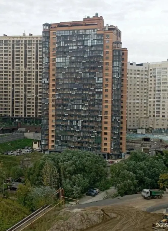Подтопление возле жилого дома на Дачной, 5 вызывает беспокойство: планируются работы по устранению проблемы.