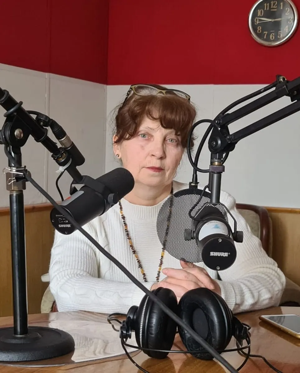 67-летняя градозащитница объявила голодовку и призвала бойкотировать выборы, утверждая, что ремонт по нацпроекту «Инфраструктура для жизни» ставит под угрозу её дом 1895 года постройки.