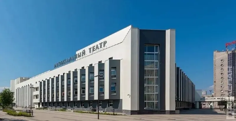 Прокуратура выявила нецелевое расходование средств на театральный проект: часть бюджета ушла на постановку о войне, расследование продолжается.